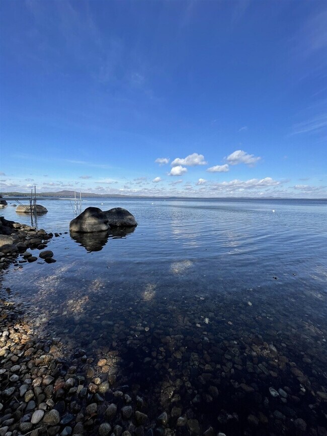 Building Photo - 12 Nancy Ln