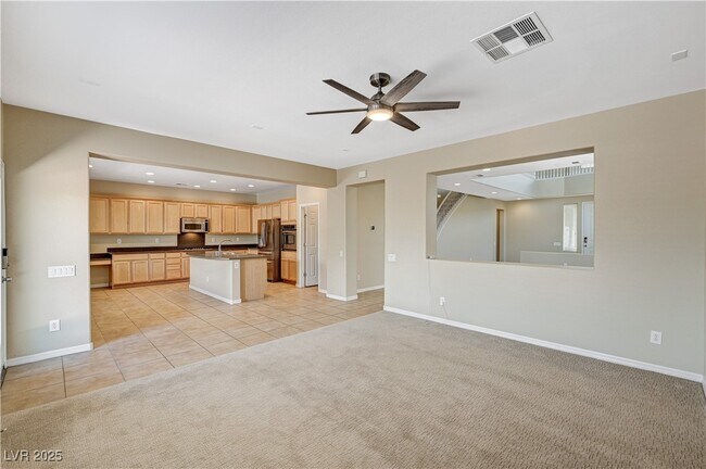 Building Photo - 2556 Sturrock Dr