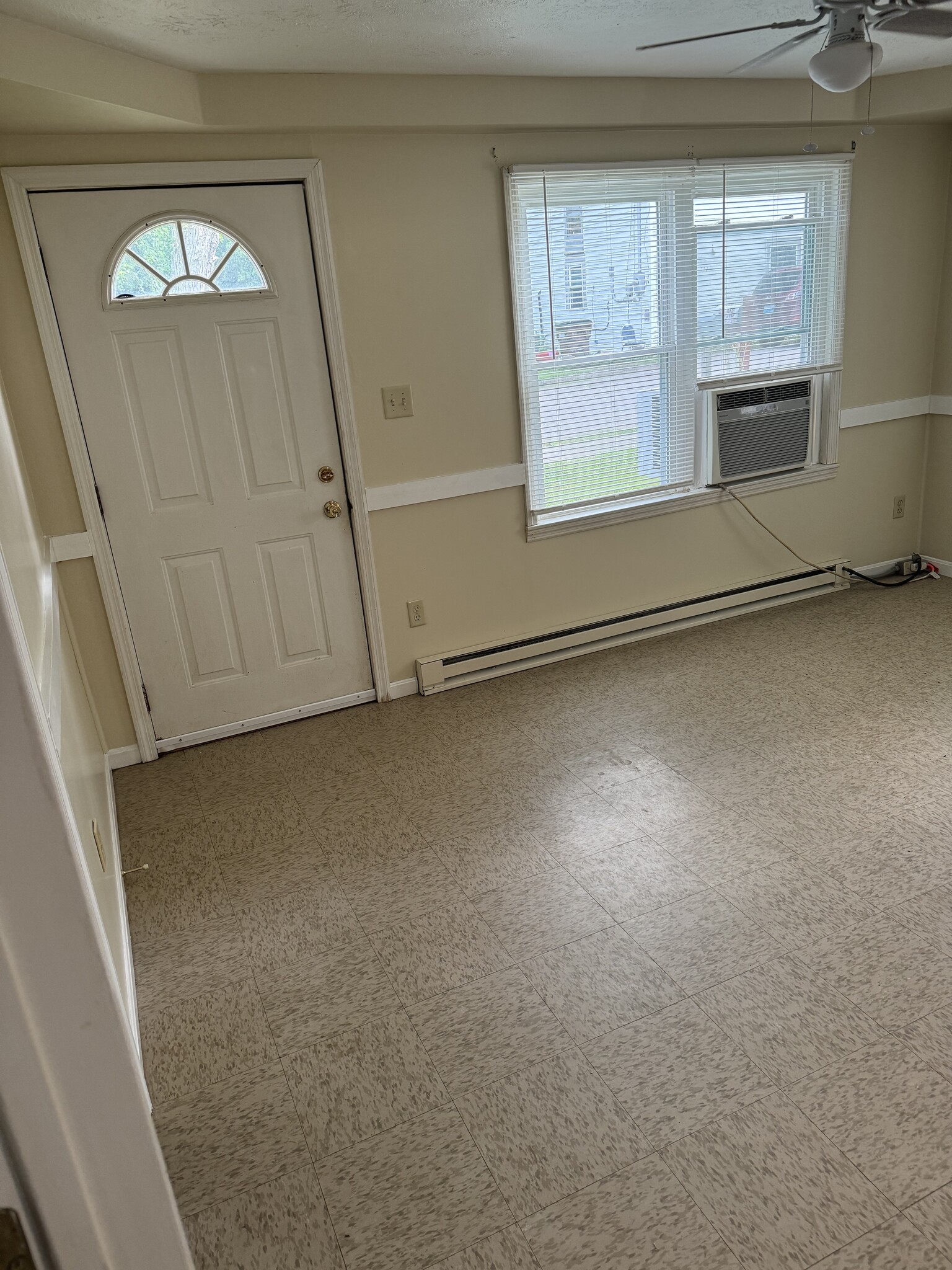 Building Photo - 741 Carlisle St