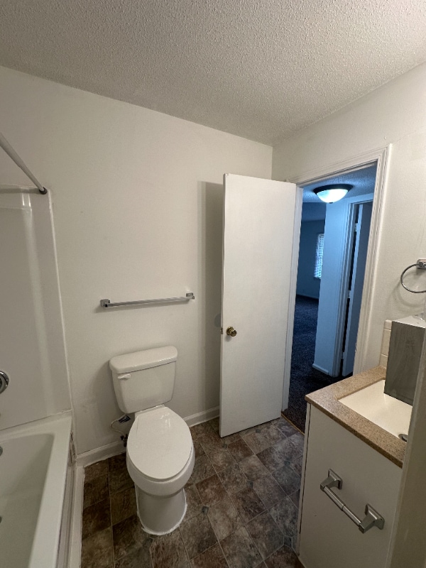 Building Photo - 1002 Johnstown Ave