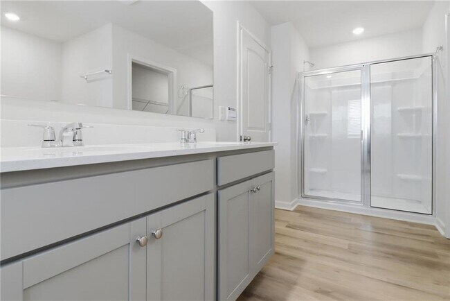 Building Photo - 48 Berryville Dr