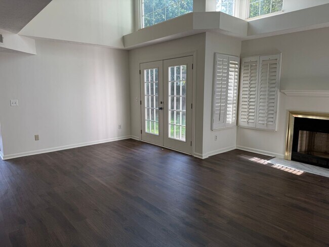 Building Photo - 106 Meridian Ct