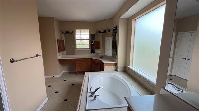 Building Photo - 2205 Eagles Nest Dr