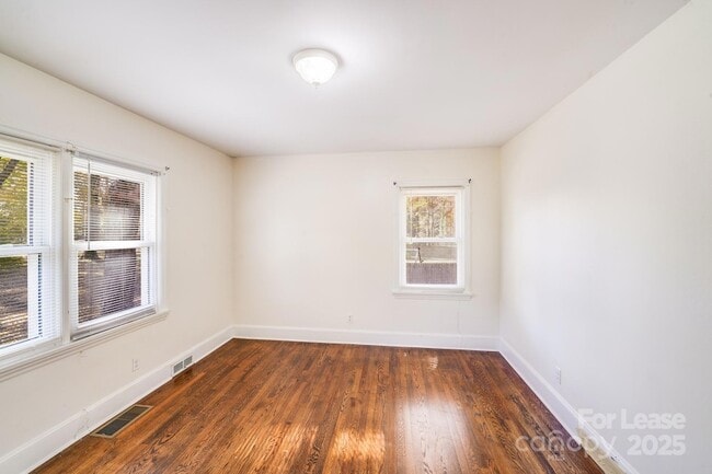 Building Photo - 5311 Princess St