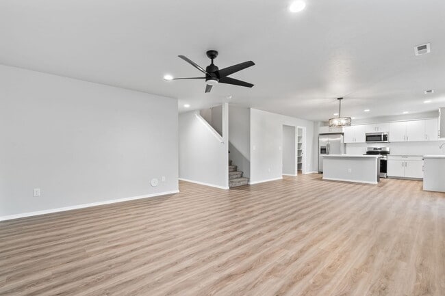 Building Photo - BRAND NEW & BEAUTIFUL - 4bd/2.5 BATH HOME ...