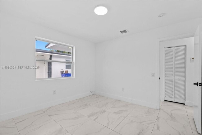 Building Photo - 1443 NW 34th St