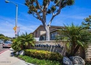 Building Photo - 3458 Highwood Ct