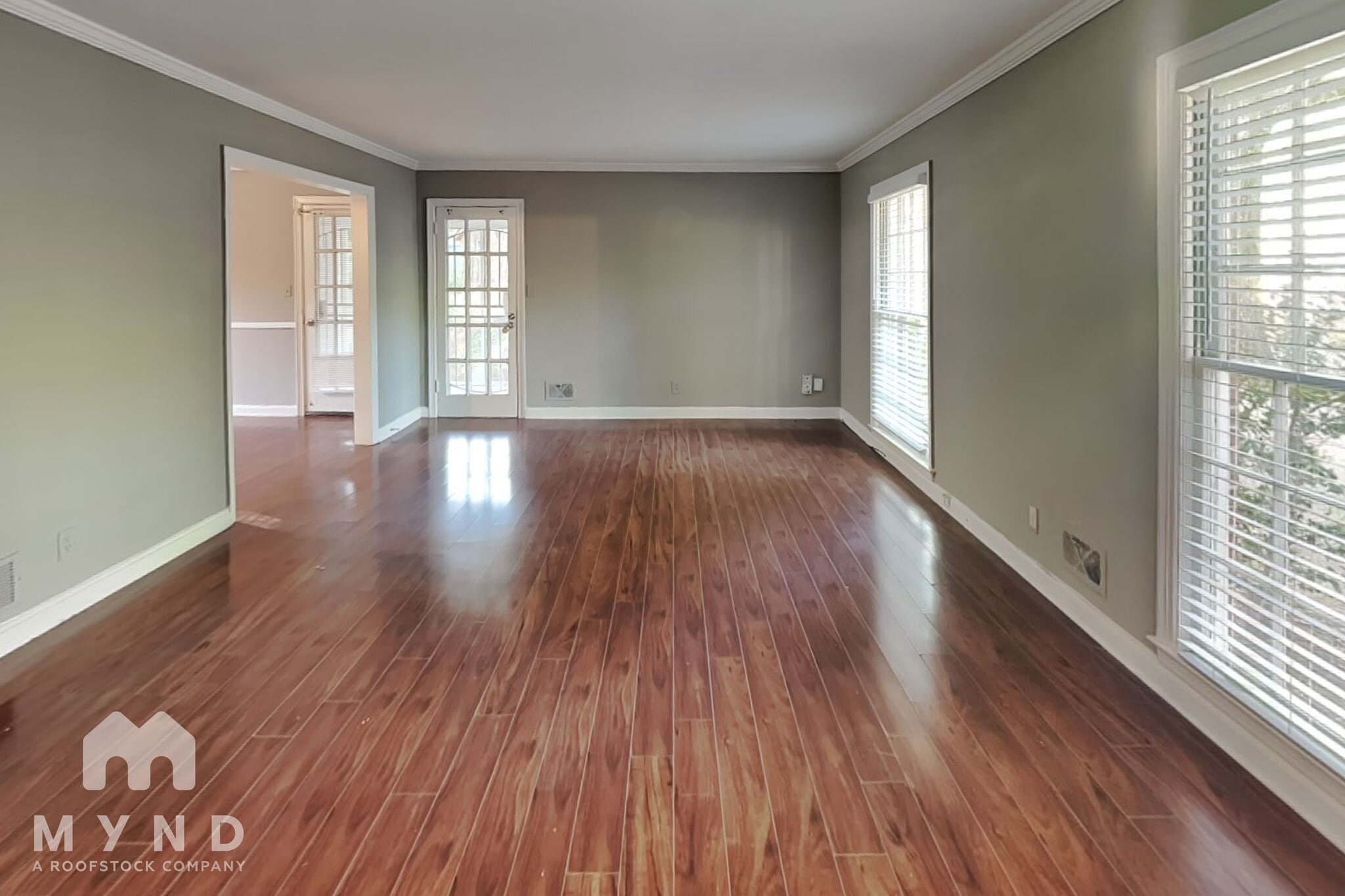 Building Photo - 990 Lynhurst Dr SW
