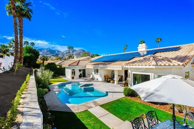 Building Photo - 73055 Amber St