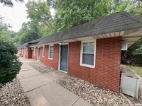 Building Photo - 200 W Bluff St