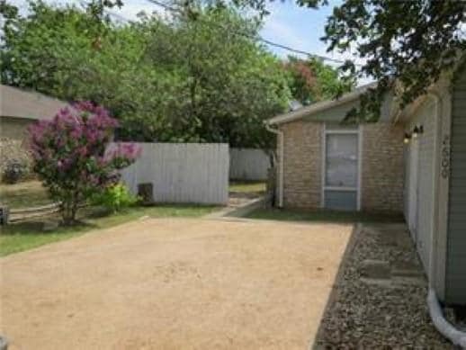 Building Photo - 2600 S Bagdad Rd