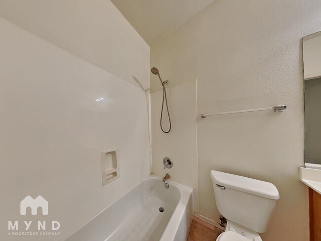 Building Photo - 6780 W Bronco Trail