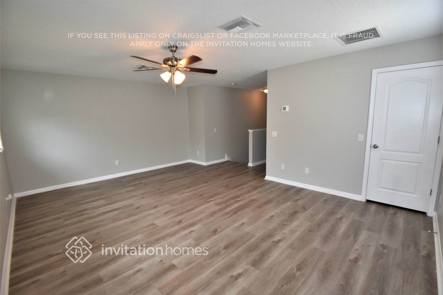 Building Photo - 5905 Lilac Lake Dr