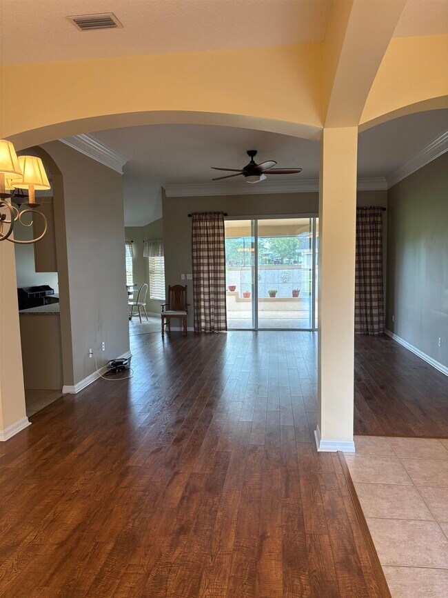Building Photo - 900 Windward Way