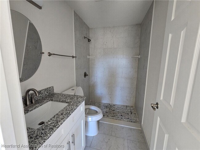 Building Photo - 6818 San Benito Dr