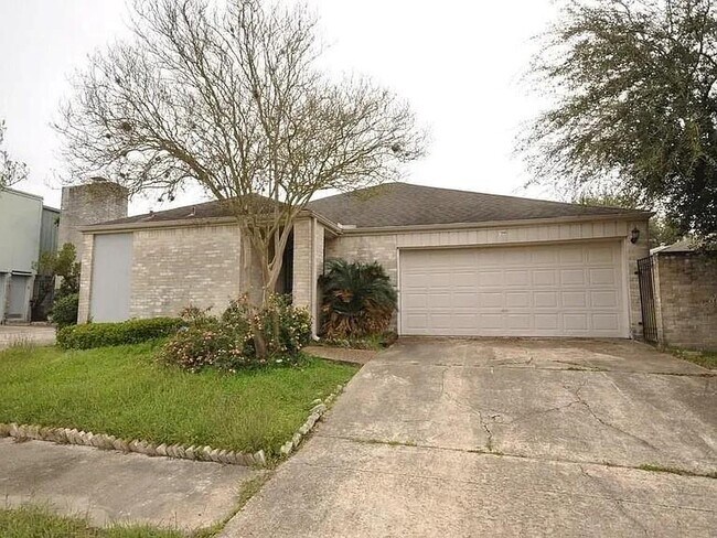 Primary Photo - 7822 Albin Ln