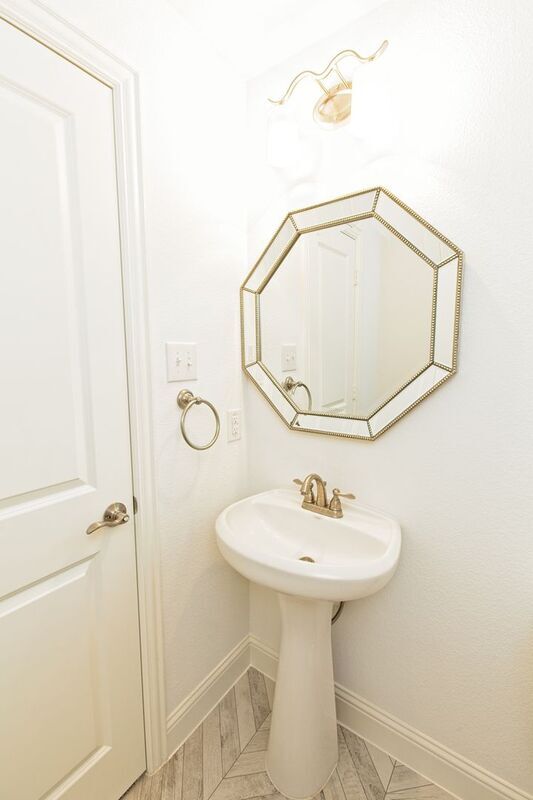 Building Photo - 3116 Gaylord Dr