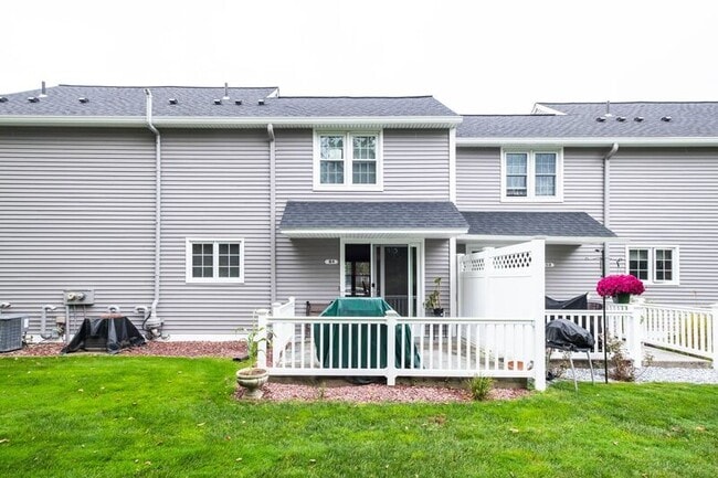 Building Photo - 51 Chapin Greene Dr