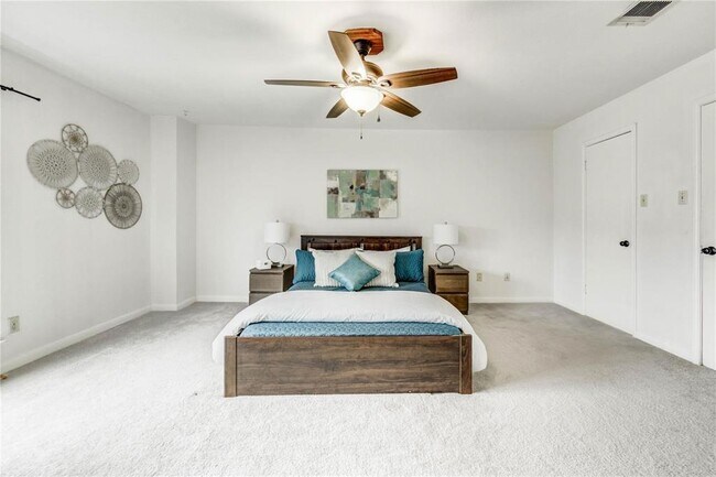 Building Photo - 10326 Bridgeland Ln