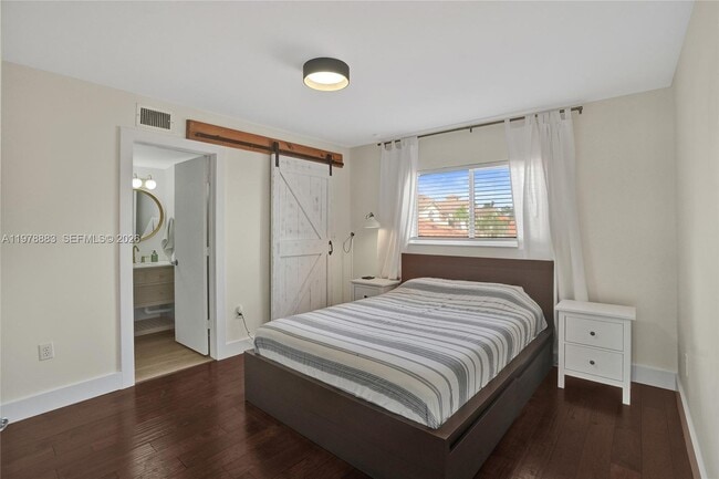 Building Photo - 20822 San Simeon Way