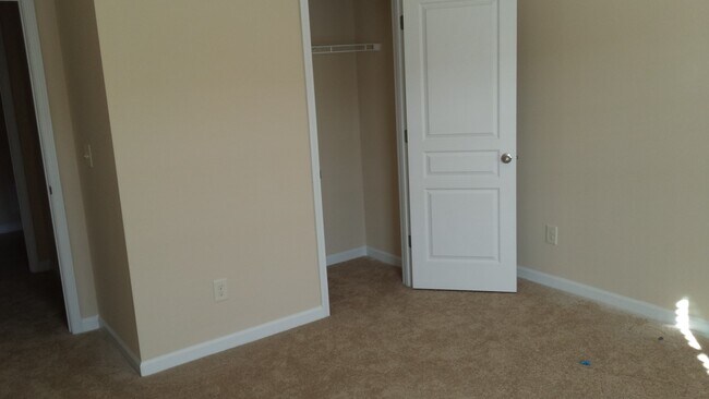 2nd Bedroom - 1080 Township Cir