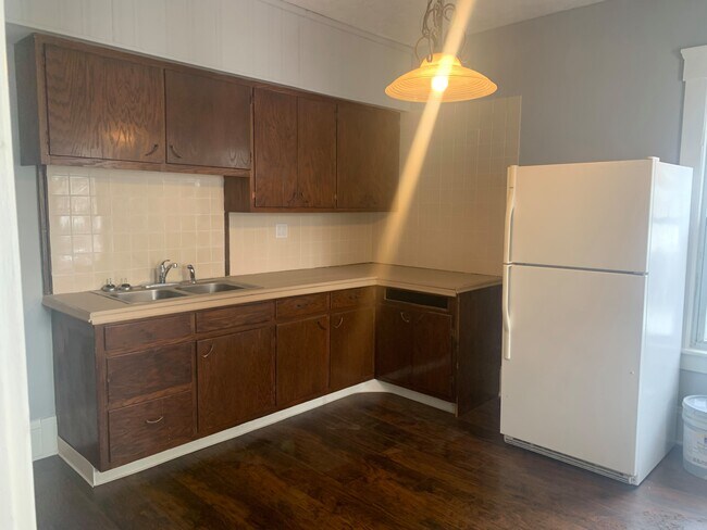 Building Photo - 287 5th St NE