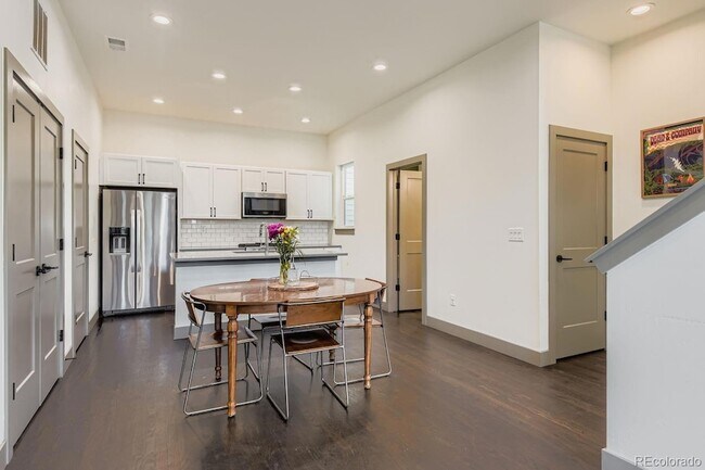 Building Photo - 1280 E Hampden Ave