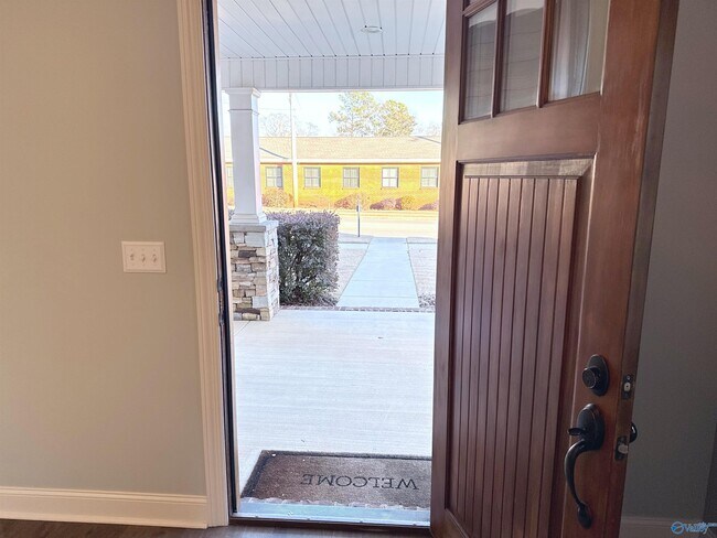 Building Photo - 4260 Sullivan St