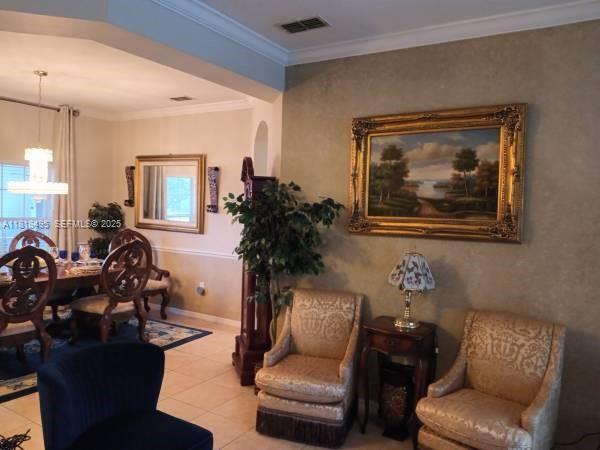 Building Photo - 251 Rock Springs Dr