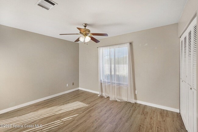 Building Photo - 1021 Abada Ct NE