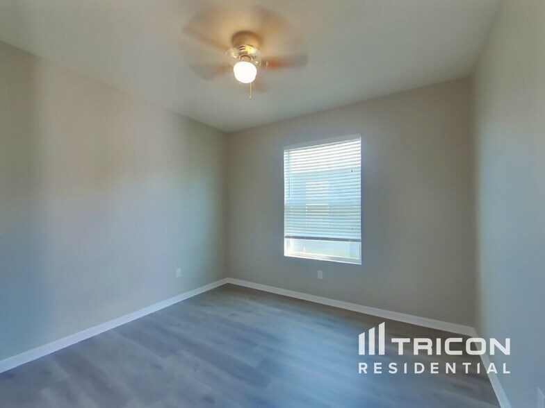 Building Photo - 32531 Harmony Oaks Dr