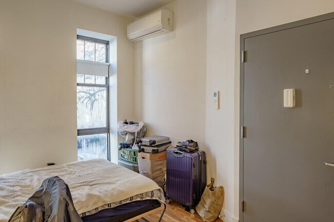 Building Photo - 448 Jefferson Ave