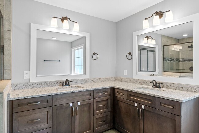 Building Photo - 1506 Redrock Ct