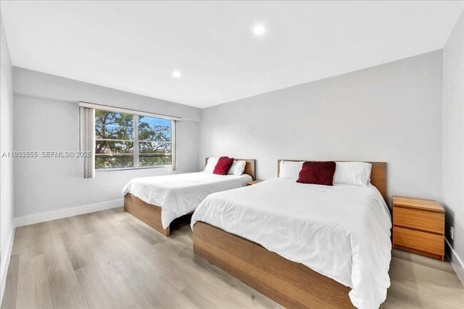 Building Photo - 13001 SW 11th Ct