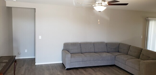 Building Photo - Beautifully upgraded home in Mission Ranch.