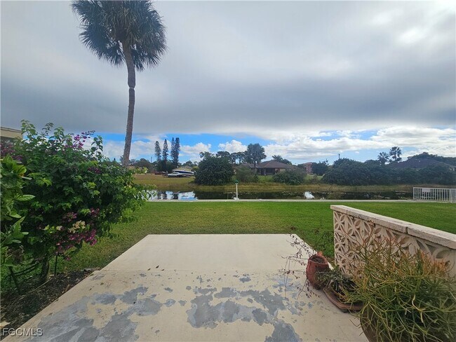 Building Photo - 702 Joel Blvd