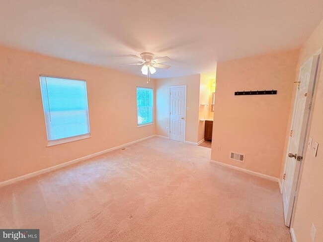 Building Photo - 15068 Catbrier Ct