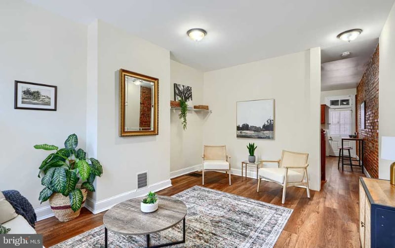 Building Photo - 22 Parkin St