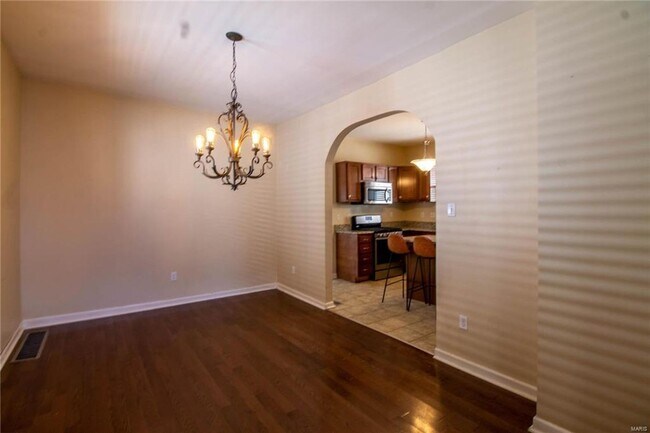 Building Photo - Nicely updated 3 bedroom home in Bevo