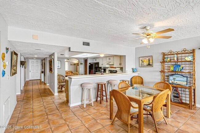 Building Photo - 403 Jimmy Buffett Mem Hwy