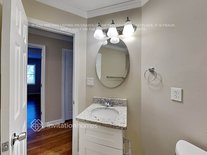 Building Photo - 38 Cooper Lake Rd SW