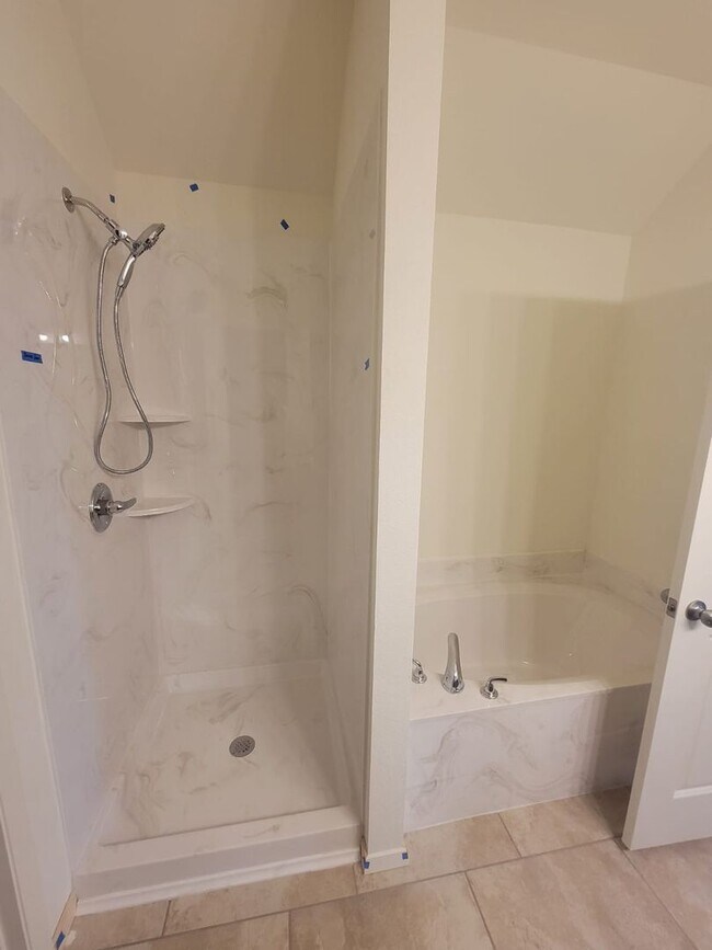 Building Photo - Brand new 4 Bed 2 Bath Simmons Home! Be th...