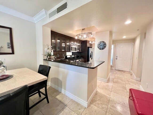 Building Photo - Meridian FURNISHED 2 BDR /2 BATH Luxury Condo - RESORT STYLE LIVING, 1-1/2 Blocks From The Heart ...