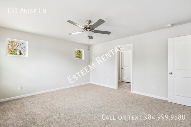 Building Photo - 103 Anise Ln