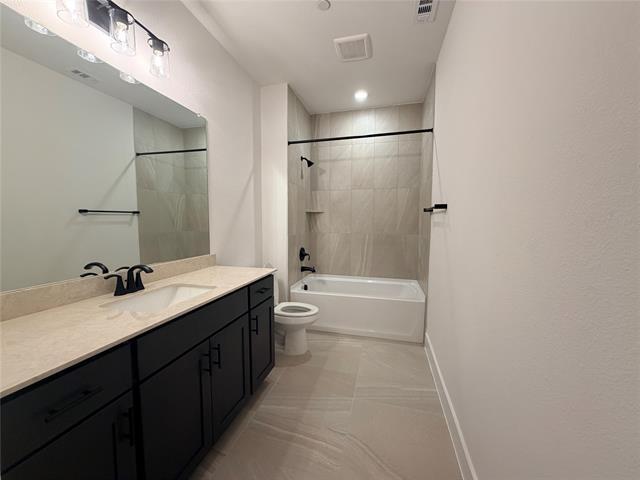 Building Photo - 1308 Arkansas Spgs St