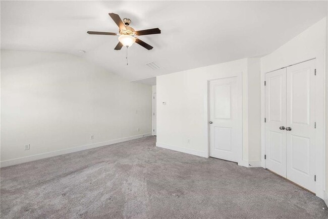 Building Photo - 7673 Squire Ct
