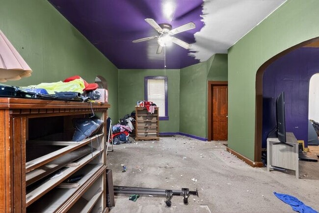 Building Photo - 1220 Erie St