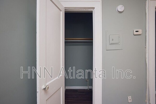 Building Photo - 435 N Highland Ave NE