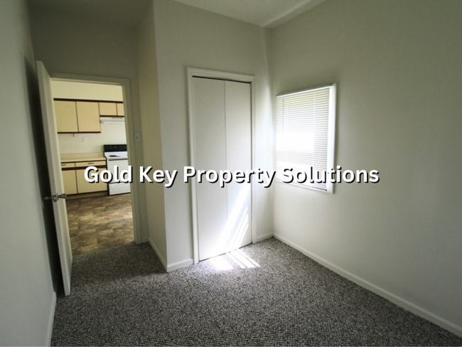 Building Photo - MUNCIE Cozy 2 BR 1 BA House with Main-Level Laundry (NO SECTION 8)