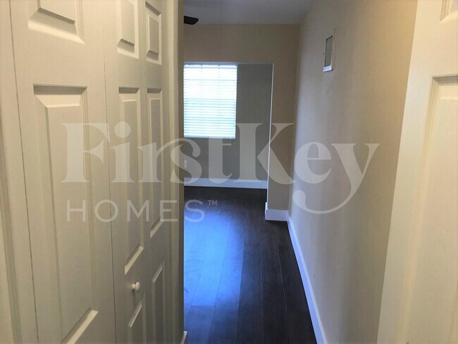 Building Photo - 1420 NW 176th Terrace